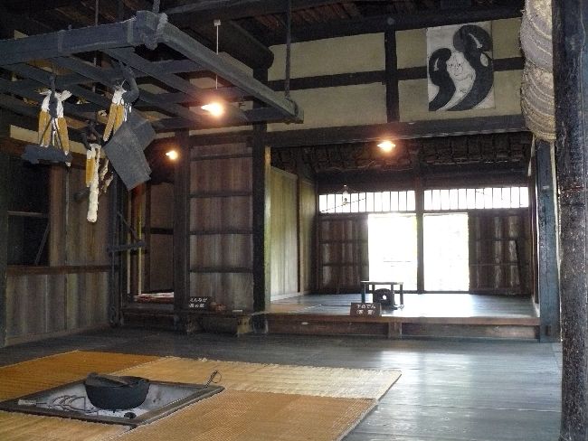 �����ƏZ��