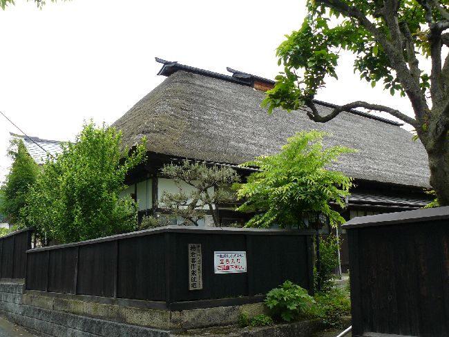 ���q���ƏZ��