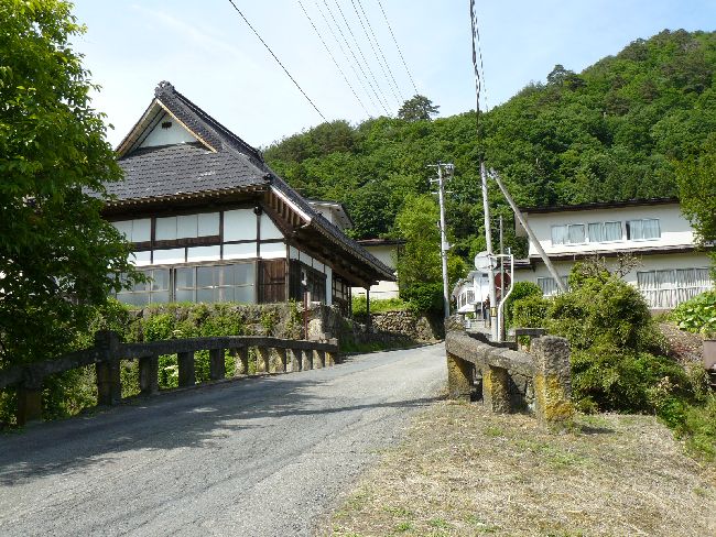 �R�c�ƏZ��