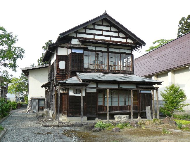 ���׏���