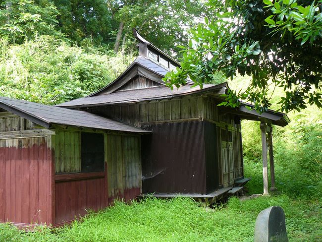 ���J����