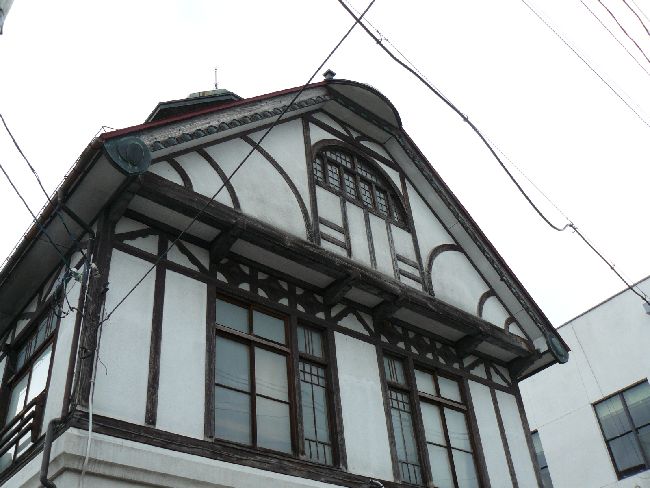 �����r��@