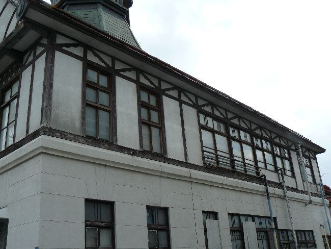 �����r��@