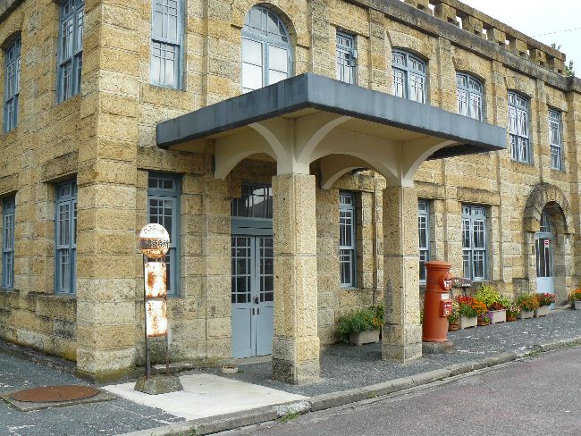 �������w��