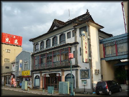 �����H������