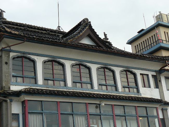 �����H������