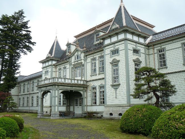 ���đ򍂓��H�Ɗw�Z�{��