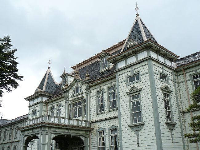 ���đ򍂓��H�Ɗw�Z�{��