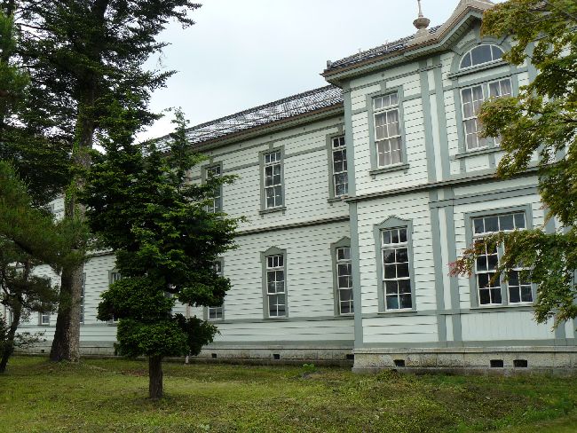 ���đ򍂓��H�Ɗw�Z�{��