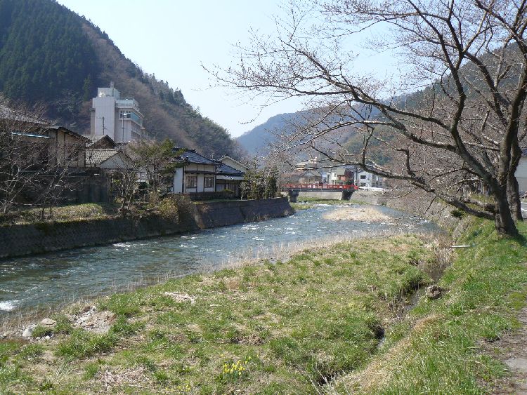 ���C(����)����E����X�i�R�`���߉��s�j