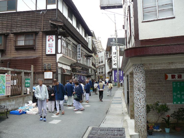 �I�܉���E����X�i�R�`���呠���j