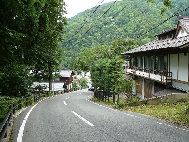 ���z����E����X�i�R�`���đ�s�j