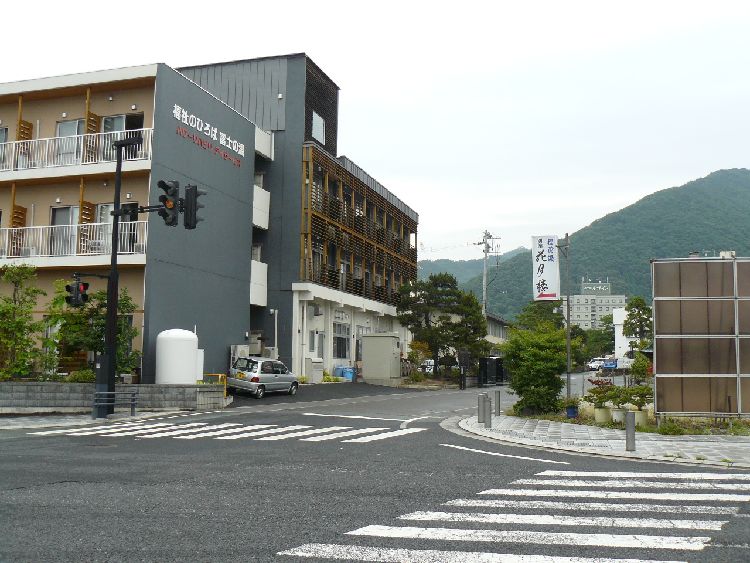 �V������E����X�i�R�`���V���s�j