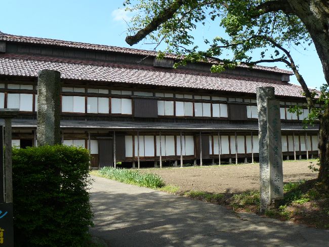 �������J����