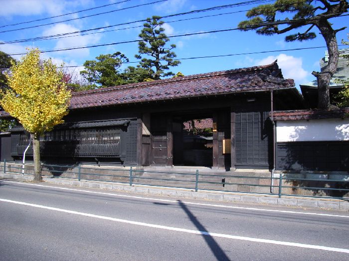 ���{�ԉƖ{�@